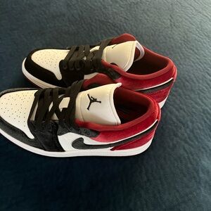 Jordan Women’s Black and Red Sneakers